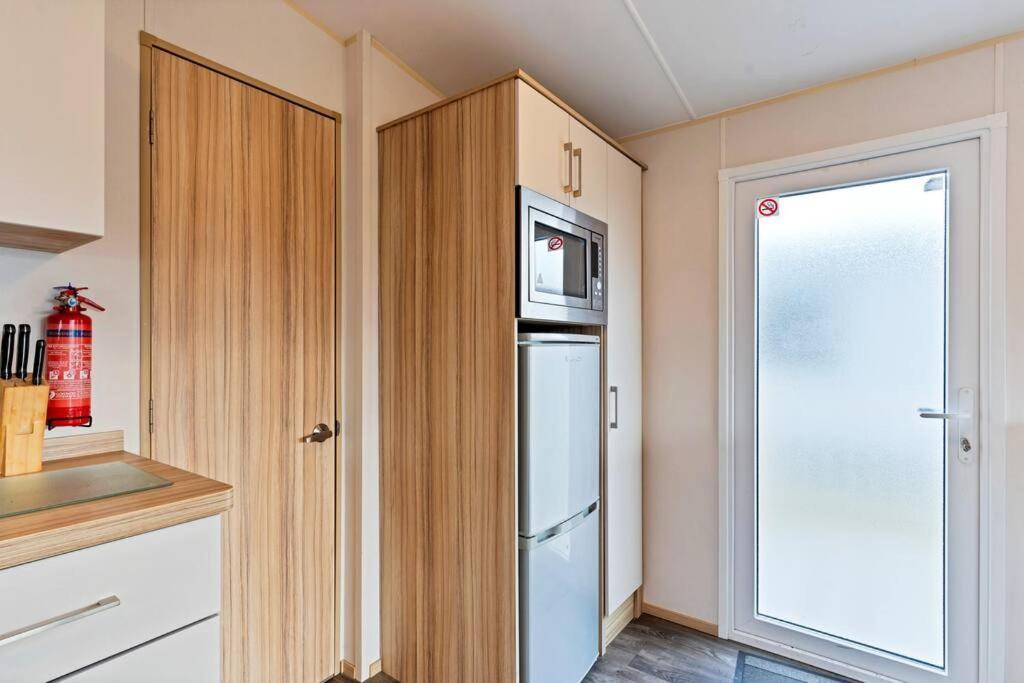 Tattershall Lakes: Sally'S Superior Stay Extérieur photo