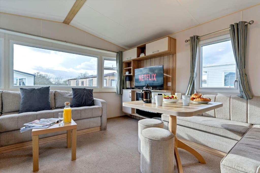 Tattershall Lakes: Sally'S Superior Stay Extérieur photo