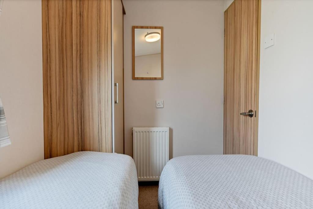 Tattershall Lakes: Sally'S Superior Stay Extérieur photo